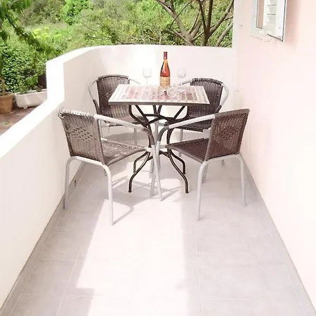 Apartment In Okrug Gornji With Balcony, Air Conditioning, Wifi, Dishwasher 5048-1 *